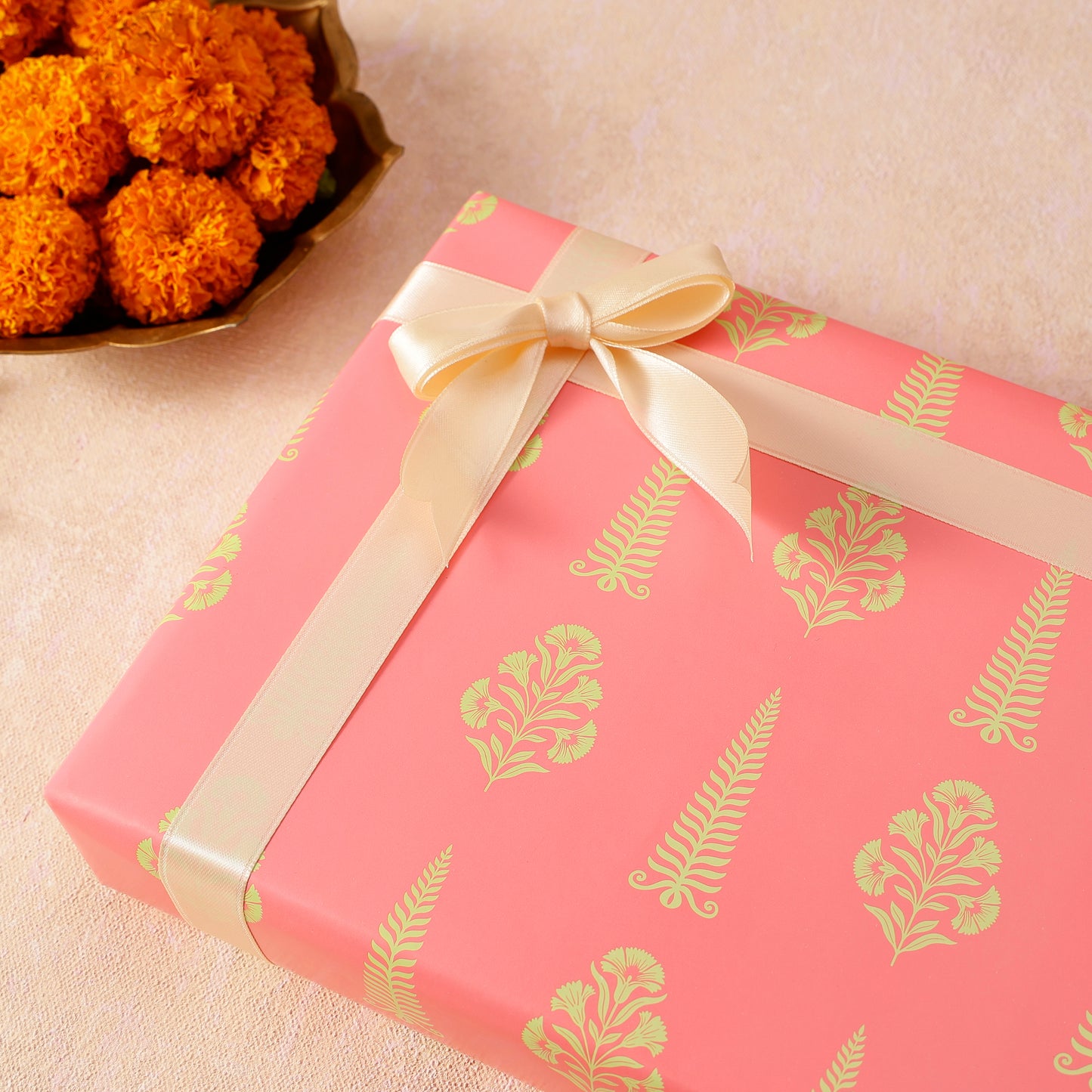 UTSAV REVERSIBLE GIFT WRAPPING SHEETS